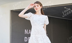 休閑女裝引領女裝風潮！